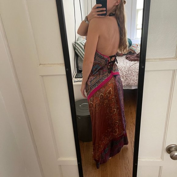 VINTAGE HANDMADE 100% SILK SCARF HALTER MAXI DRESS - Picture 7 of 7